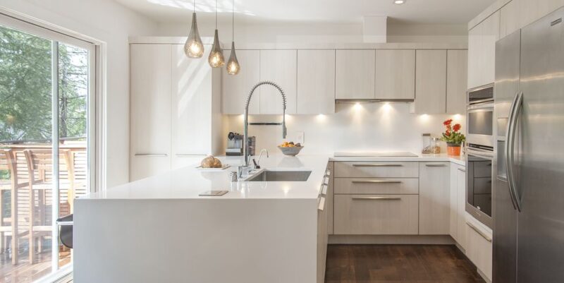 Kitchen Peninsula Design: 5 Ways to Install a Peninsula in Small Kitchen